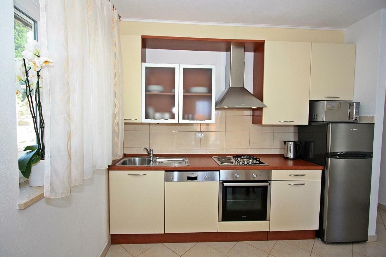 Apartment Igor Supetar Kültér fotó