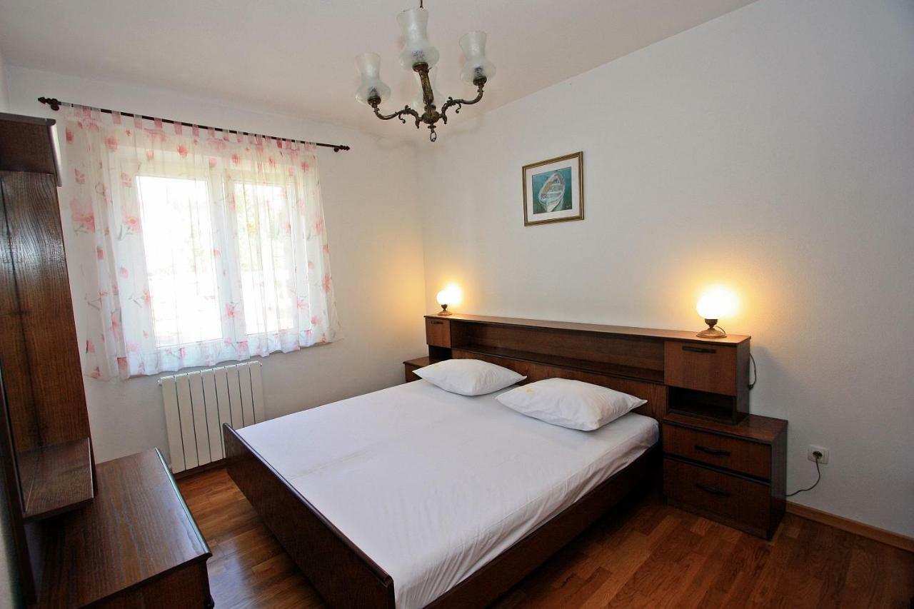 Apartment Igor Supetar Kültér fotó