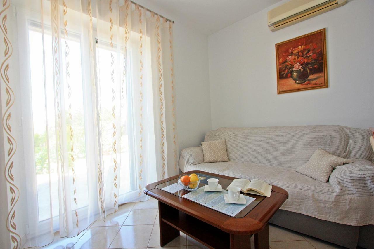 Apartment Igor Supetar Kültér fotó