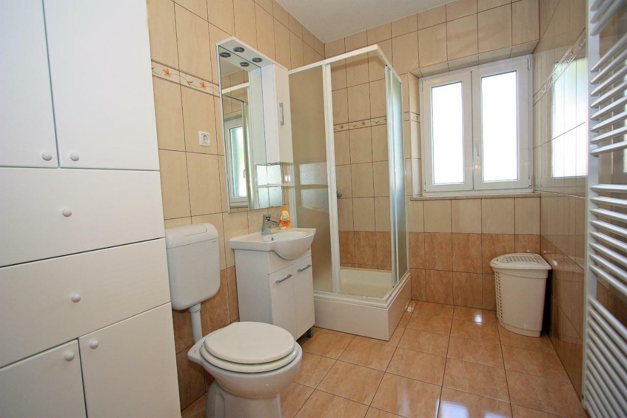 Apartment Igor Supetar Kültér fotó